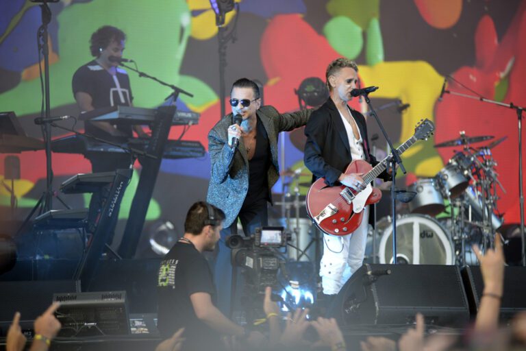 De Quoi Est Mort Andy Fletcher Depeche Mode GROUPAMA STADIUM : DEPECHE MODE EN CONCERT EN JUILLET 2023 ! | Lyon 1ERE